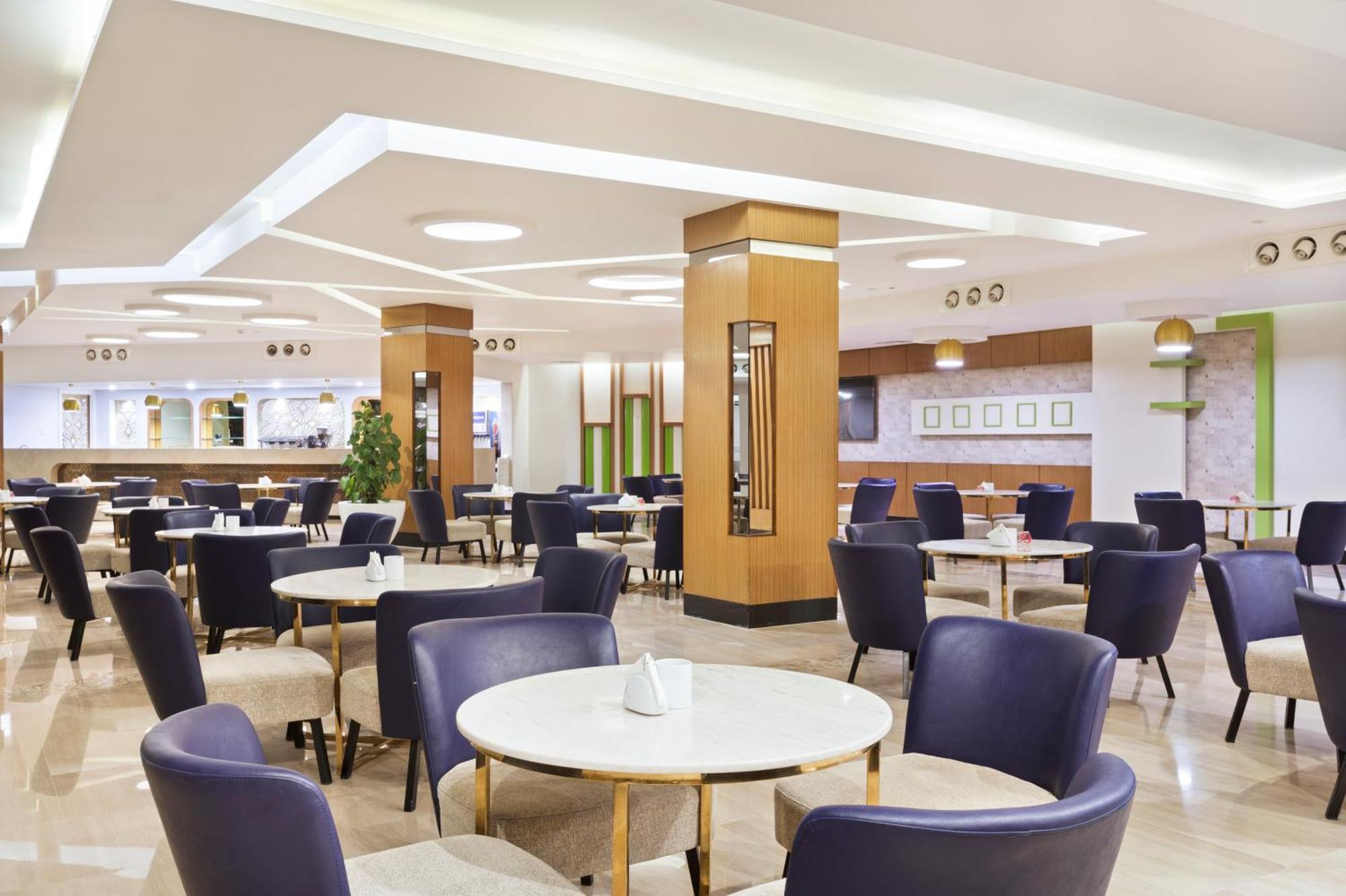 Beach Albatros Aqua Park - Hurghada Exterior photo The lounge at the airport