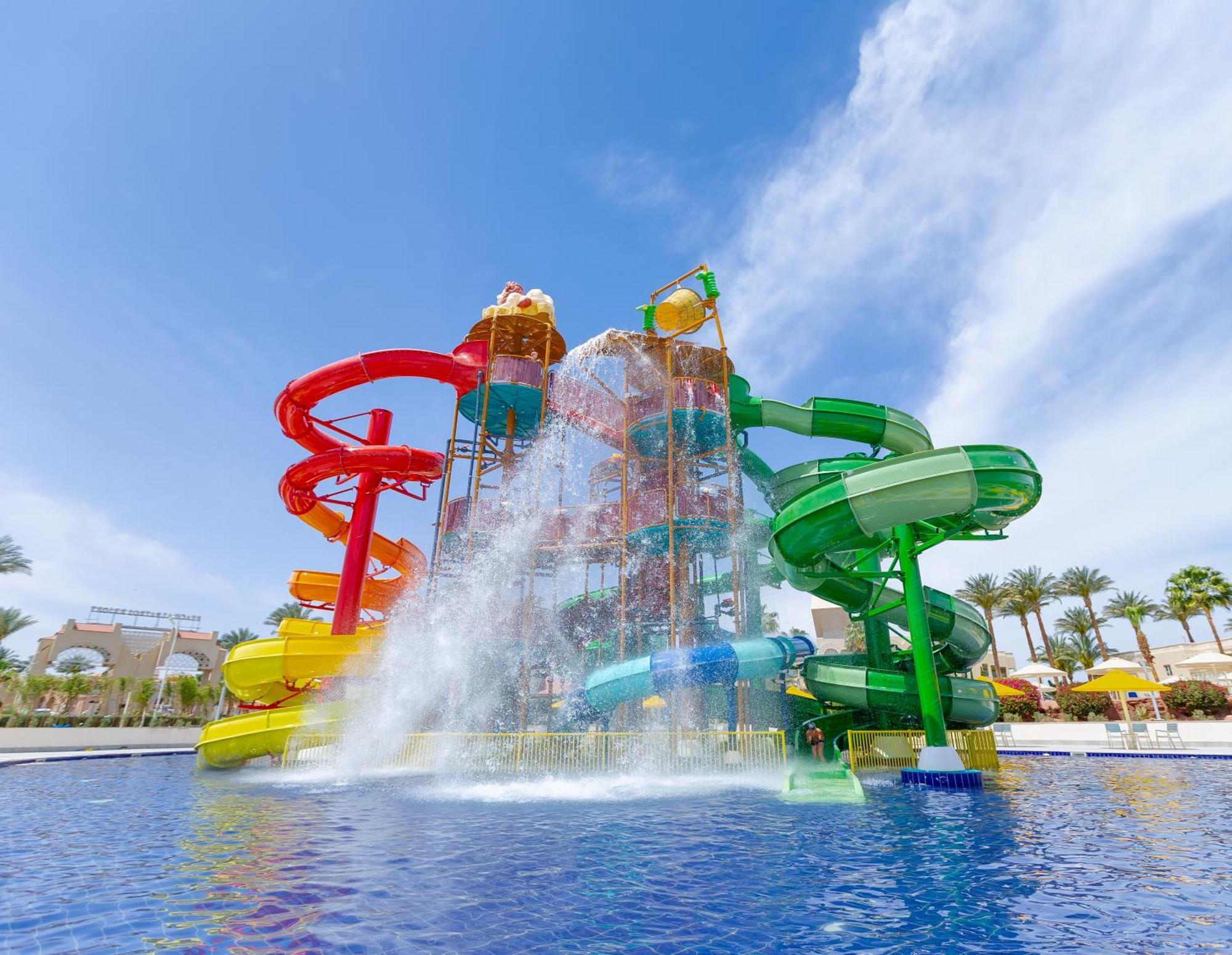 Beach Albatros Aqua Park - Hurghada Exterior photo Aqua Park at the Grand Palladium Hotel, Egypt